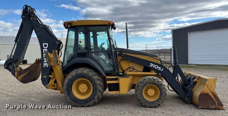 image for item DW7346 2008 John Deere 310SJ backhoe