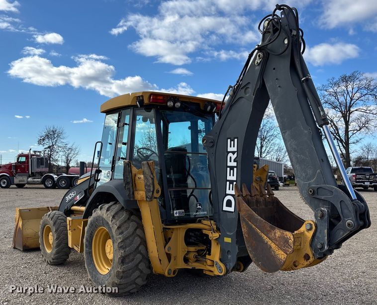 image for item DW7346 2008 John Deere 310SJ backhoe
