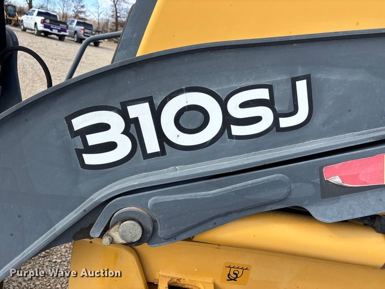 image for item DW7346 2008 John Deere 310SJ backhoe