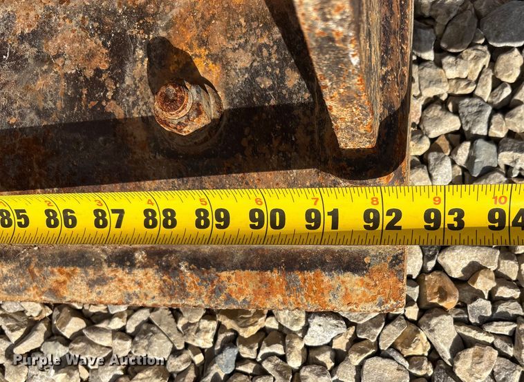 image for item DW7346 2008 John Deere 310SJ backhoe