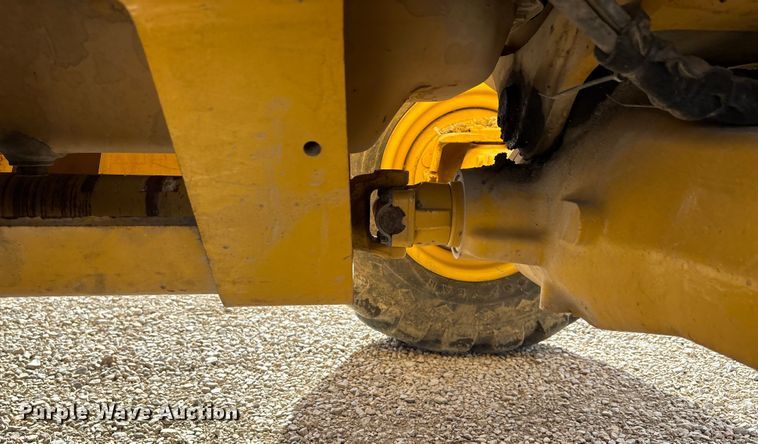 image for item DW7346 2008 John Deere 310SJ backhoe