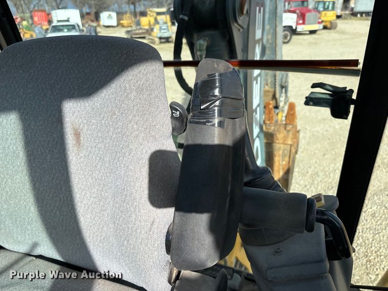 image for item DW7346 2008 John Deere 310SJ backhoe