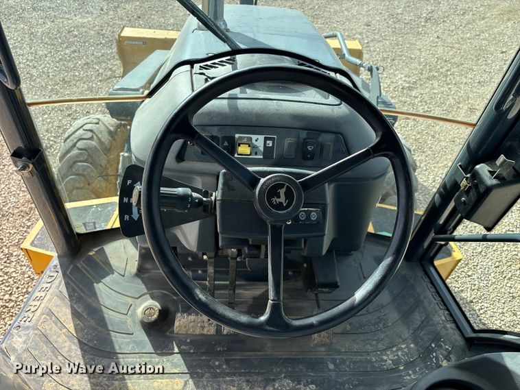 image for item DW7346 2008 John Deere 310SJ backhoe