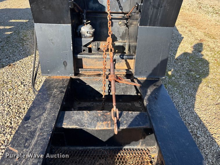 image for item DW7347 1991 Trail King lowboy equipment trailer