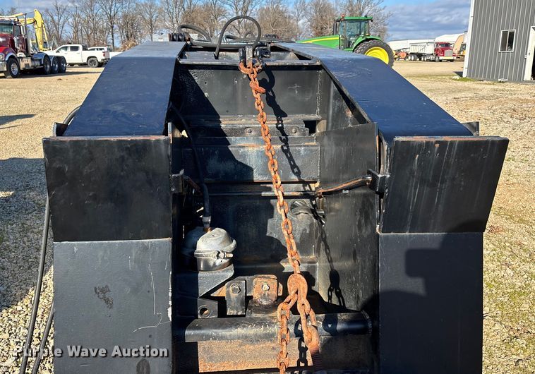 image for item DW7347 1991 Trail King lowboy equipment trailer