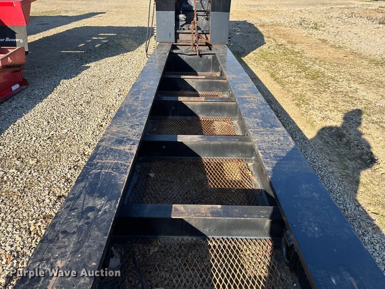 image for item DW7347 1991 Trail King lowboy equipment trailer