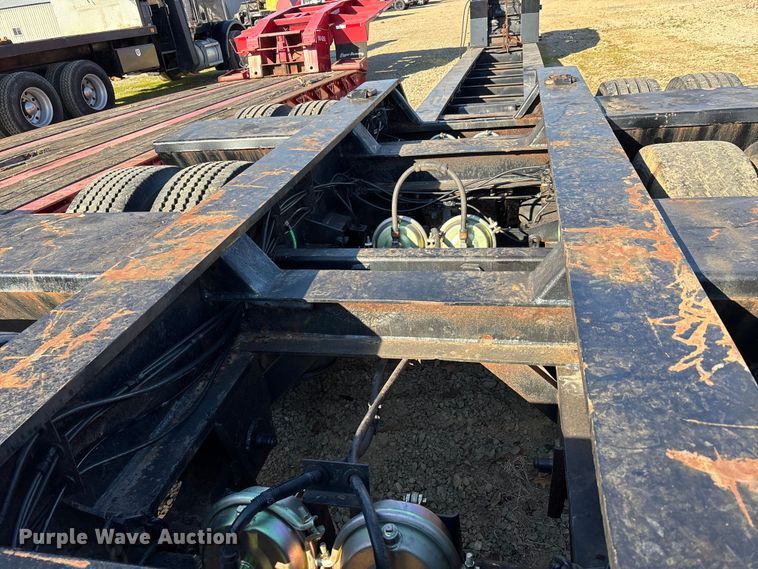 image for item DW7347 1991 Trail King lowboy equipment trailer