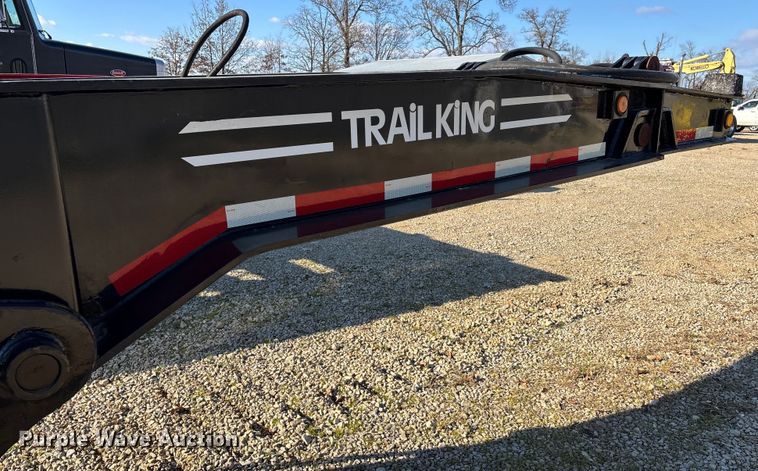 image for item DW7347 1991 Trail King lowboy equipment trailer