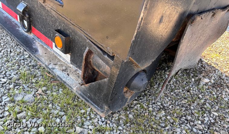 image for item DW7347 1991 Trail King lowboy equipment trailer