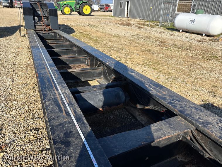 image for item DW7347 1991 Trail King lowboy equipment trailer