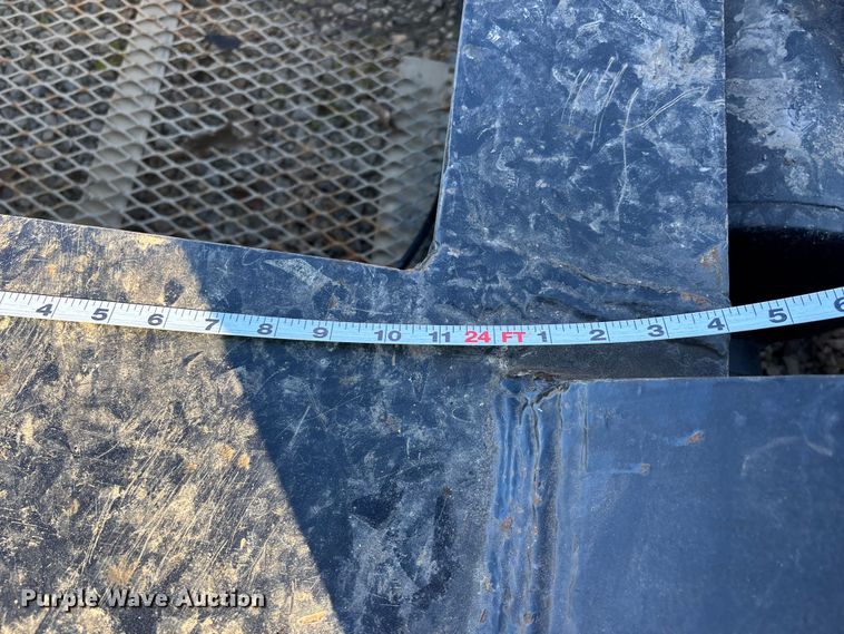 image for item DW7347 1991 Trail King lowboy equipment trailer