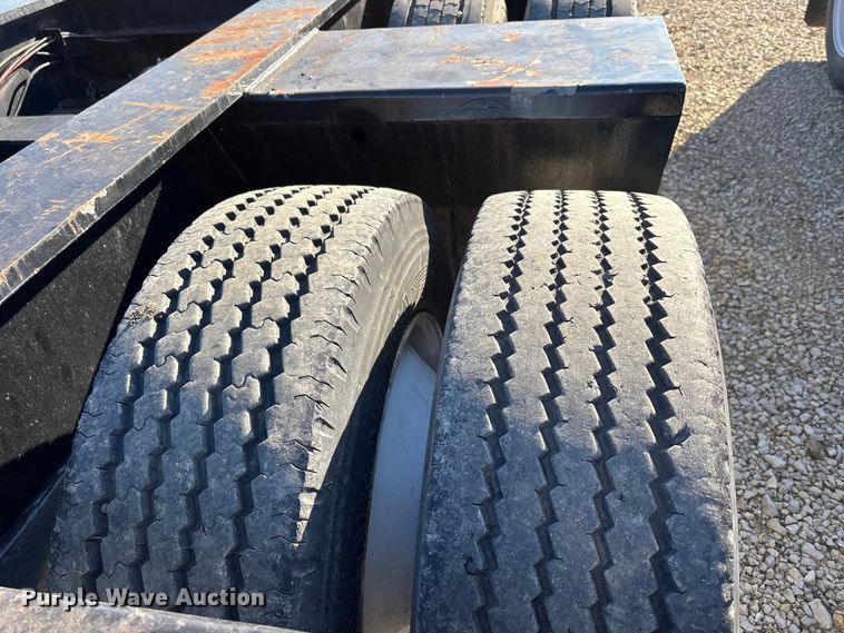 image for item DW7347 1991 Trail King lowboy equipment trailer