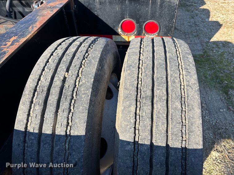 image for item DW7347 1991 Trail King lowboy equipment trailer