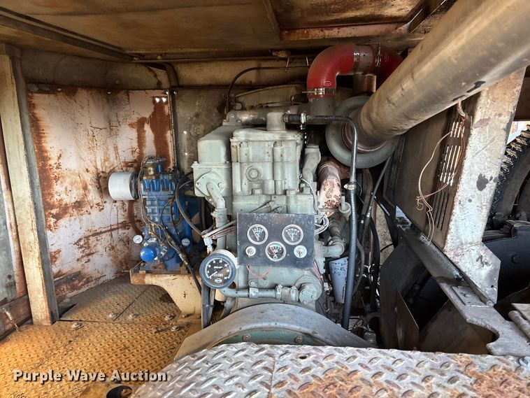 image for item DW7349 Northwest 95-WT crane