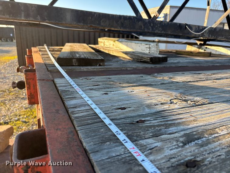 image for item DW7350 1970 Transcraft TH 40 flatbed trailer