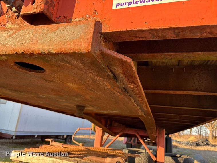 image for item DW7350 1970 Transcraft TH 40 flatbed trailer