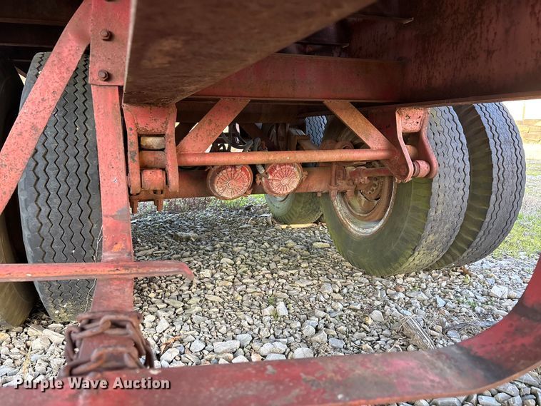 image for item DW7350 1970 Transcraft TH 40 flatbed trailer