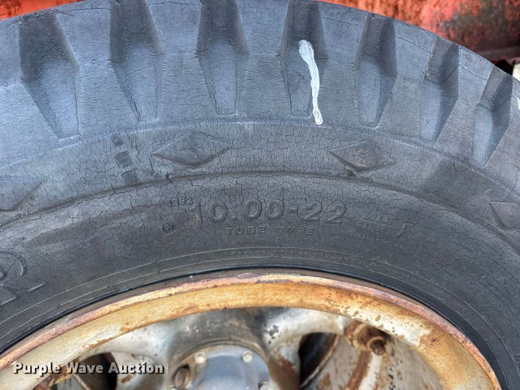 image for item DW7350 1970 Transcraft TH 40 flatbed trailer