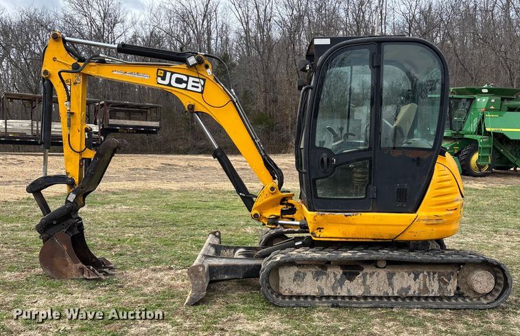 image for item DW7351 2011 JCB 8040ZTS mini excavator