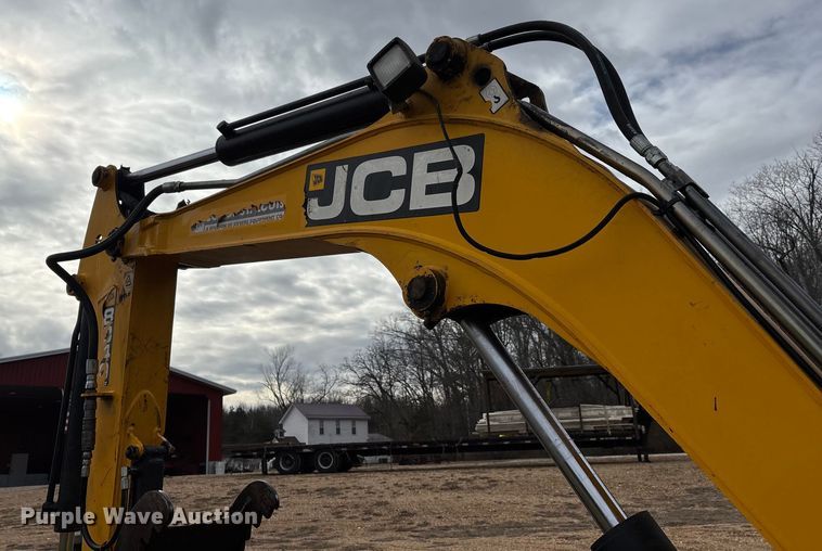 image for item DW7351 2011 JCB 8040ZTS mini excavator