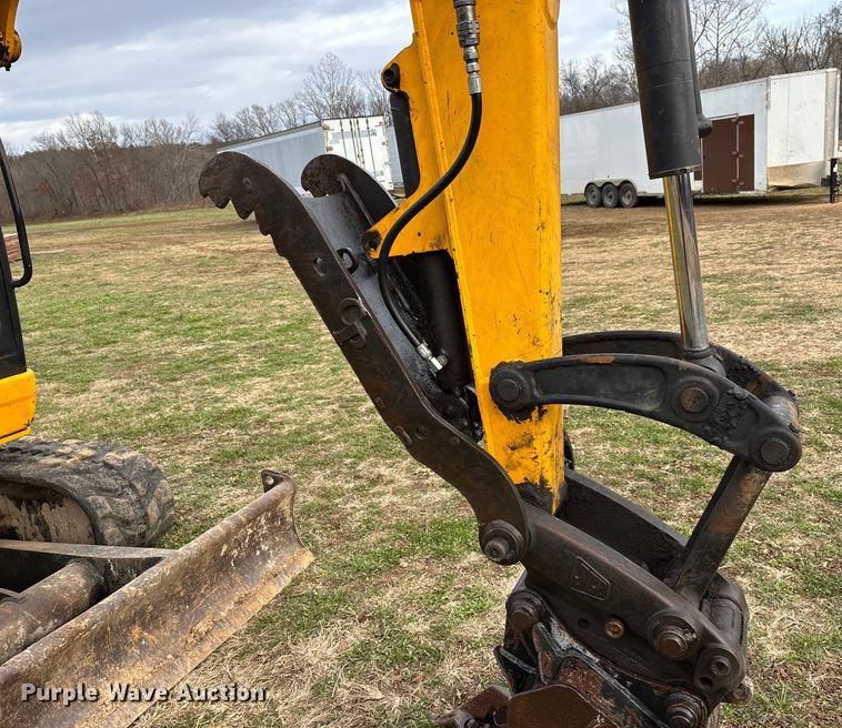 image for item DW7351 2011 JCB 8040ZTS mini excavator