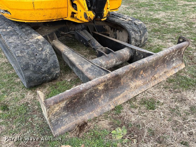 image for item DW7351 2011 JCB 8040ZTS mini excavator