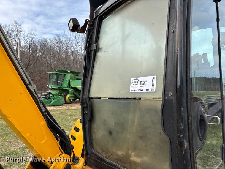 image for item DW7351 2011 JCB 8040ZTS mini excavator