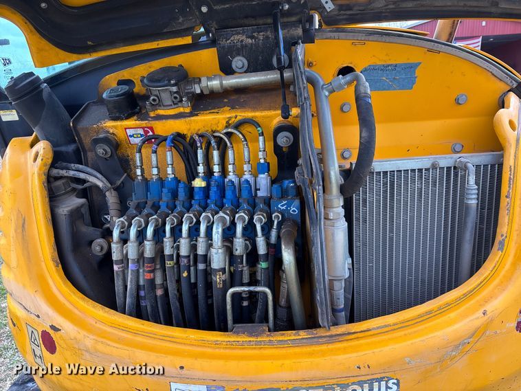 image for item DW7351 2011 JCB 8040ZTS mini excavator