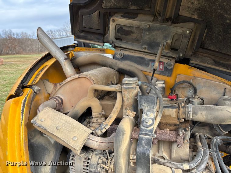 image for item DW7351 2011 JCB 8040ZTS mini excavator