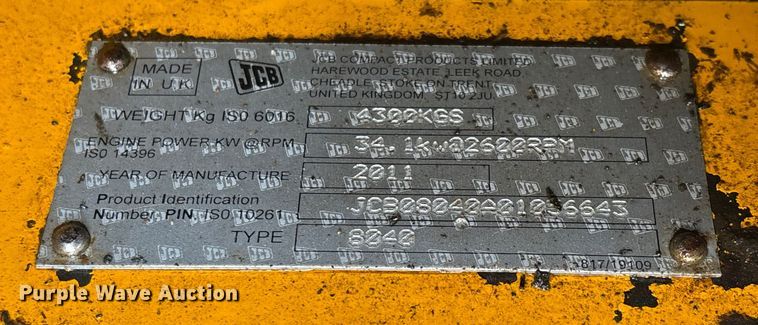 image for item DW7351 2011 JCB 8040ZTS mini excavator