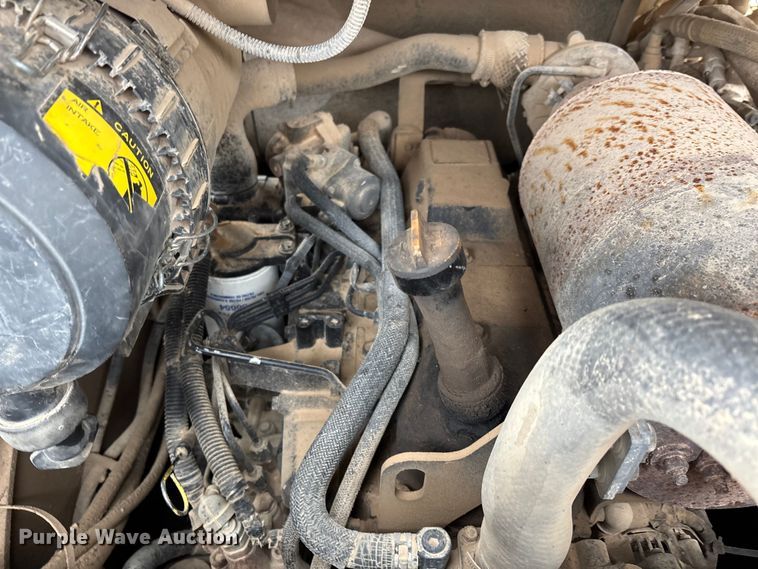 image for item DW7352 2009 Gehl CTL 75 Turbo tracked skid steer loader