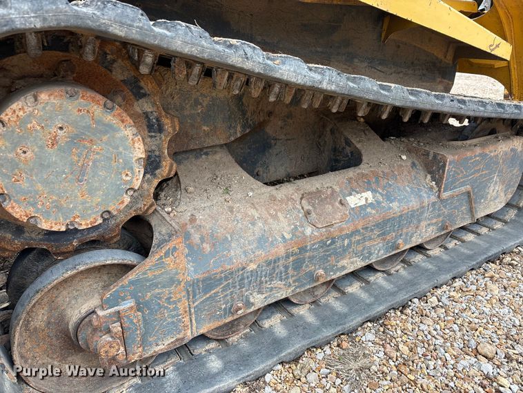 image for item DW7352 2009 Gehl CTL 75 Turbo tracked skid steer loader