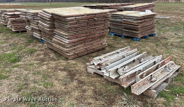 image for item DW7356 Concrete forms