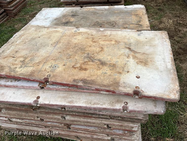 image for item DW7356 Concrete forms