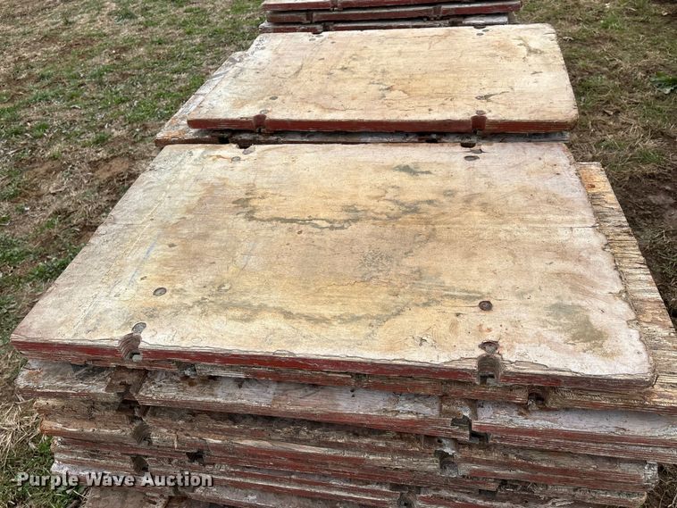 image for item DW7357 Approximately 70 3' H concrete forms