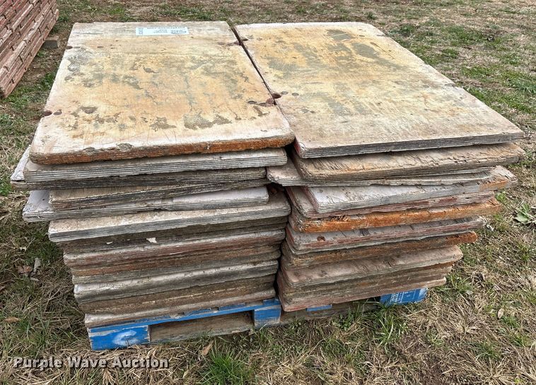 image for item DW7357 Approximately 70 3' H concrete forms