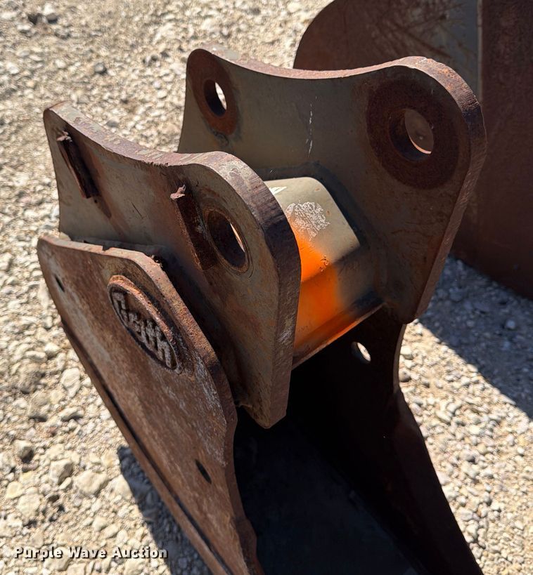 image for item DX5912 (7) backhoe buckets