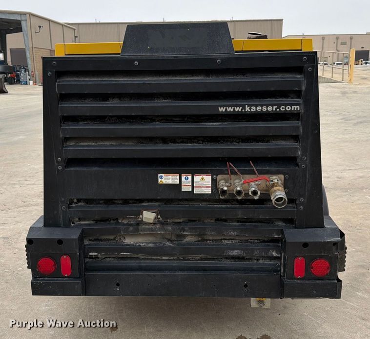 image for item DX5914 2022 Kaeser M118 air compressor