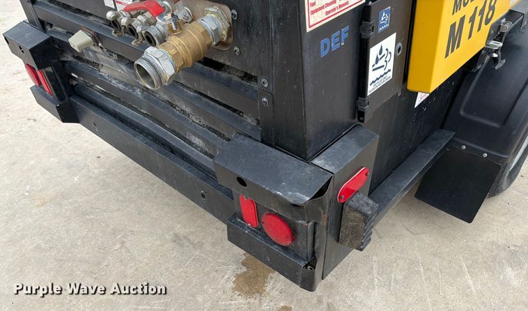 image for item DX5914 2022 Kaeser M118 air compressor