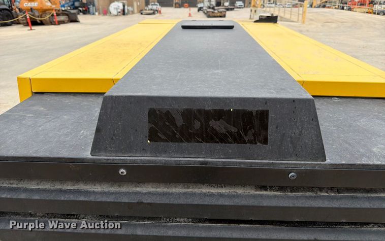 image for item DX5914 2022 Kaeser M118 air compressor