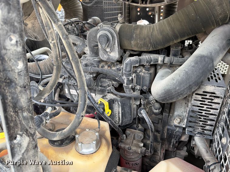 image for item DX5914 2022 Kaeser M118 air compressor