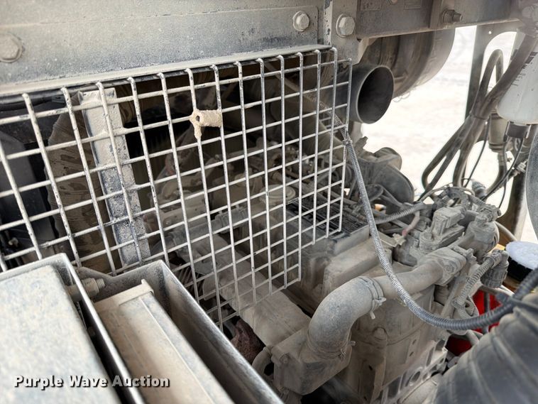 image for item DX5914 2022 Kaeser M118 air compressor