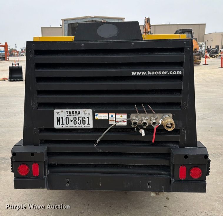 image for item DX5915 2022 Kaeser M118 air compressor