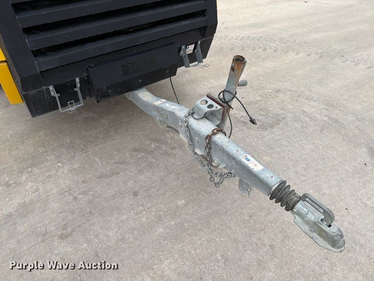 image for item DX5915 2022 Kaeser M118 air compressor