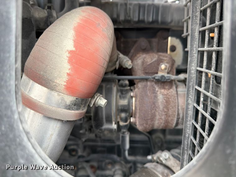 image for item DX5915 2022 Kaeser M118 air compressor