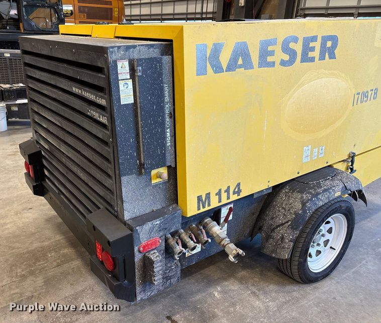 image for item DX5916 2015 Kaeser M114 air compressor