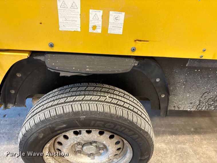 image for item DX5916 2015 Kaeser M114 air compressor