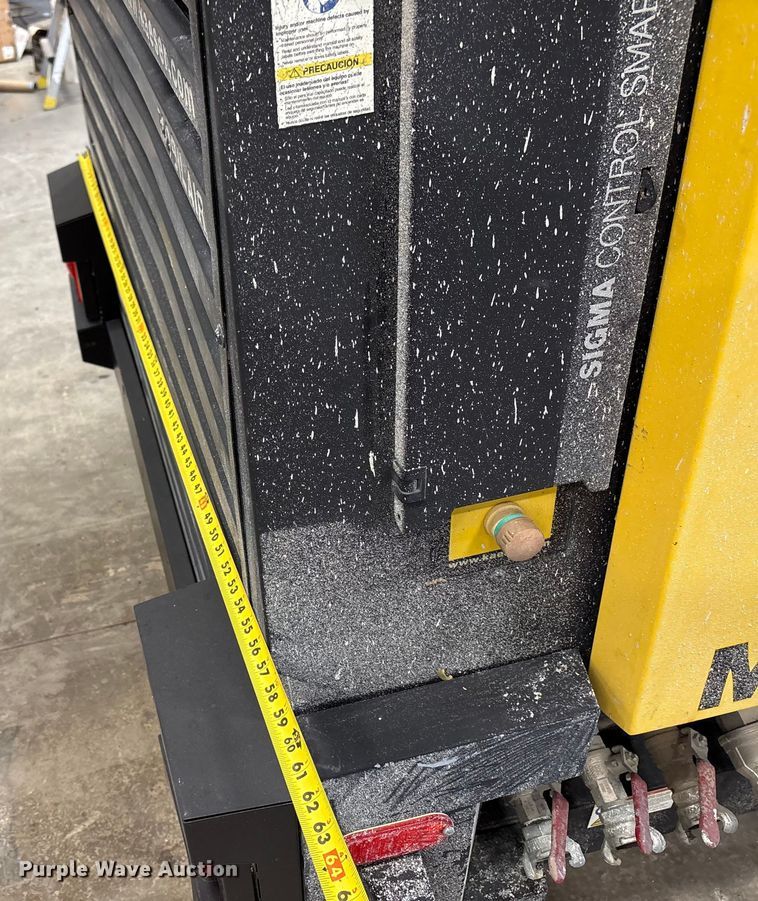 image for item DX5916 2015 Kaeser M114 air compressor