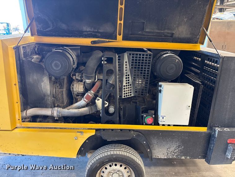 image for item DX5916 2015 Kaeser M114 air compressor