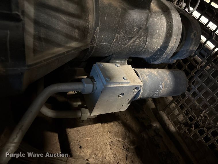 image for item DX5916 2015 Kaeser M114 air compressor